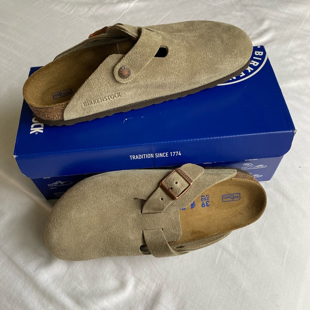 BRAND NEW Boston Clogs
